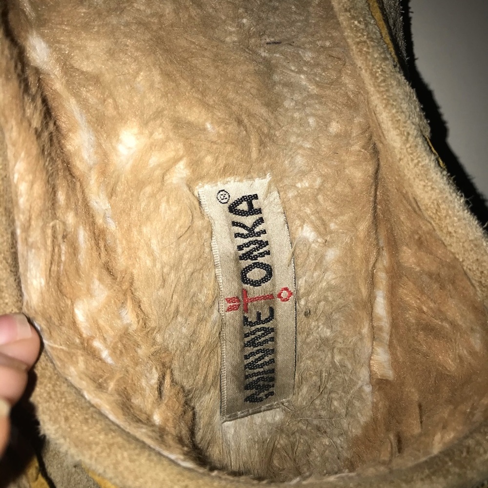 MINNETONKA moccasins - Picture 3 of 6
